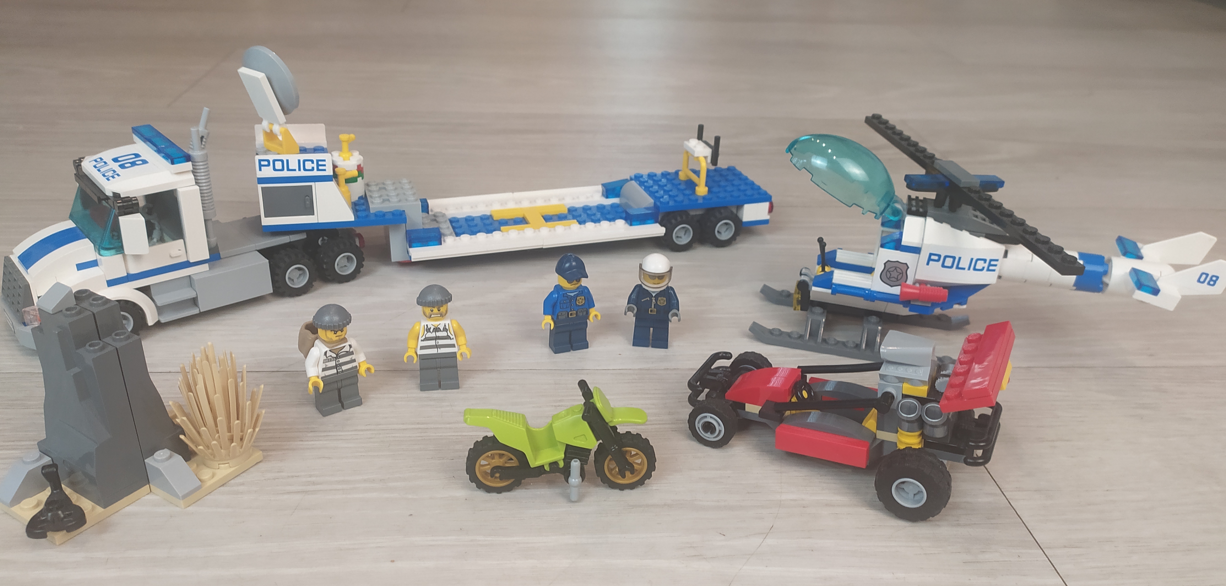 Lego City 60049 Helicopter Transporter
